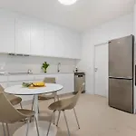 Villa Atlantic Pebble