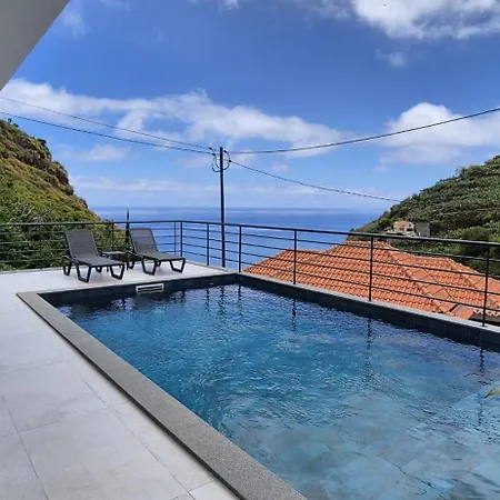 Atlantic Pebble Villa