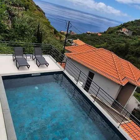 Atlantic Pebble Villa