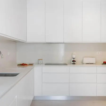 Atlantic Pebble Villa *