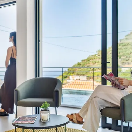 Atlantic Pebble * Ribeira Brava