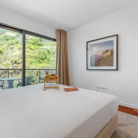 Atlantic Pebble Ribeira Brava