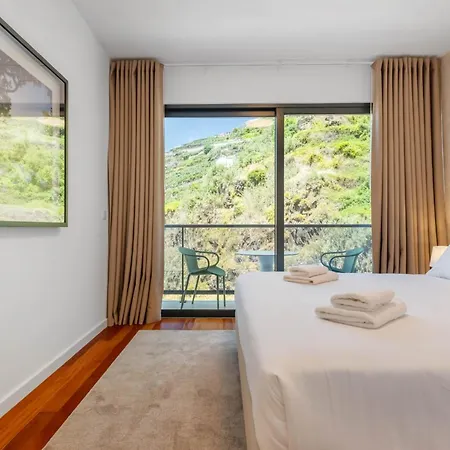 Atlantic Pebble Villa