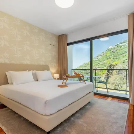 Atlantic Pebble Villa *