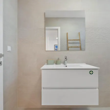 Atlantic Pebble Villa