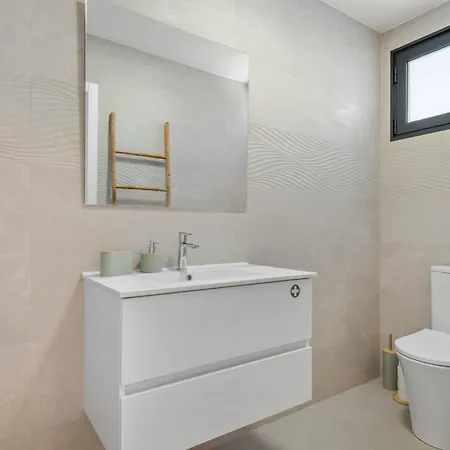 Villa Atlantic Pebble