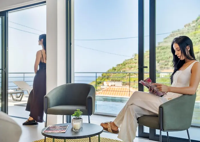 Atlantic Pebble * Ribeira Brava