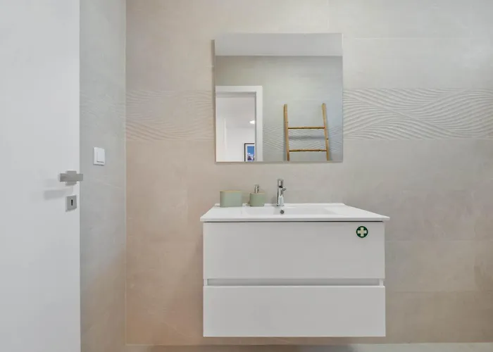 Atlantic Pebble Villa